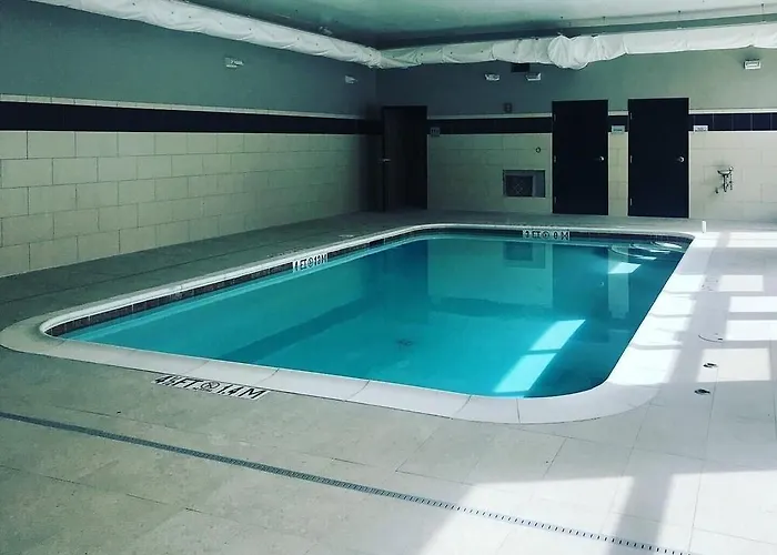 Hotel Courtyard Downtown 3*