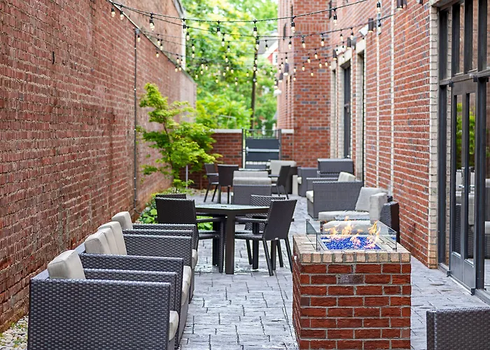 Hotel Courtyard Downtown